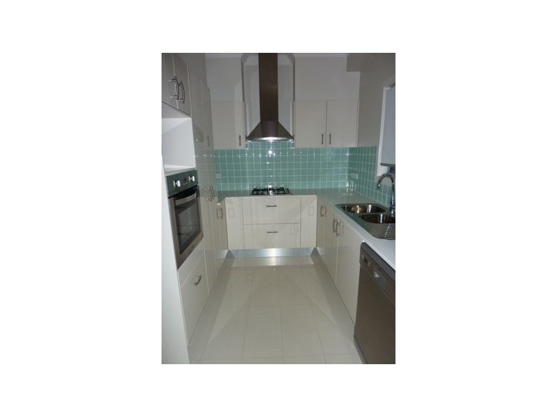 2/42 Brown Street, Camp Hill QLD 4152