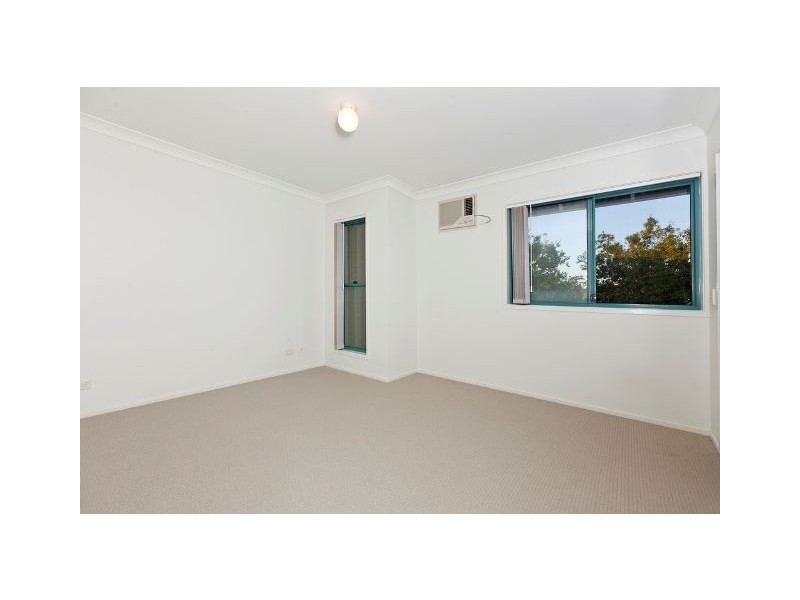 2/55 Lang Street, Morningside QLD 4170