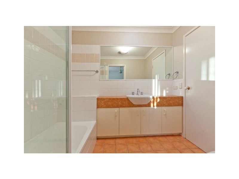 2/55 Lang Street, Morningside QLD 4170