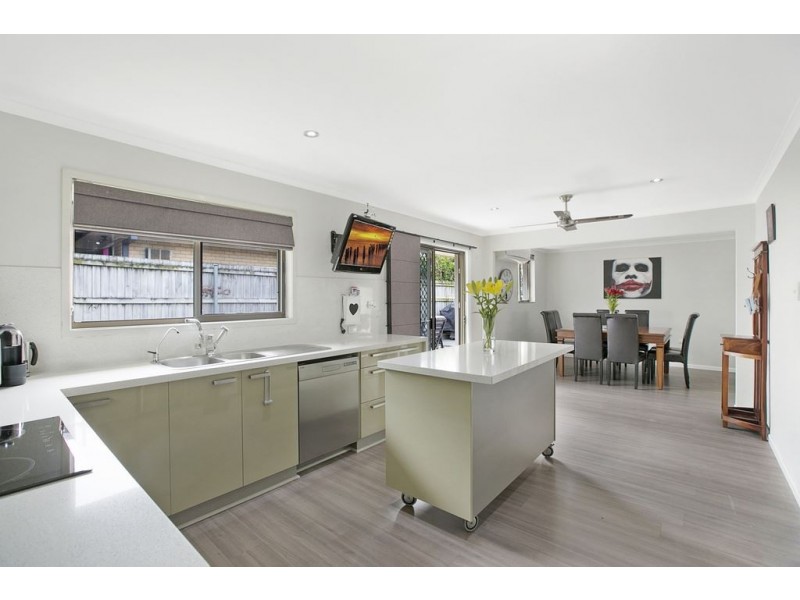 10 Billan Street, Carina QLD 4152