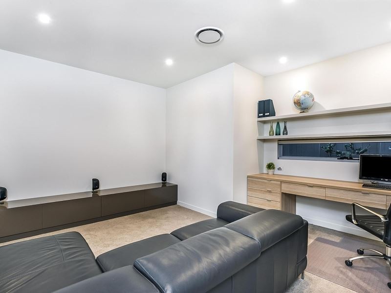 27 Eyre Street, Mount Gravatt East QLD 4122