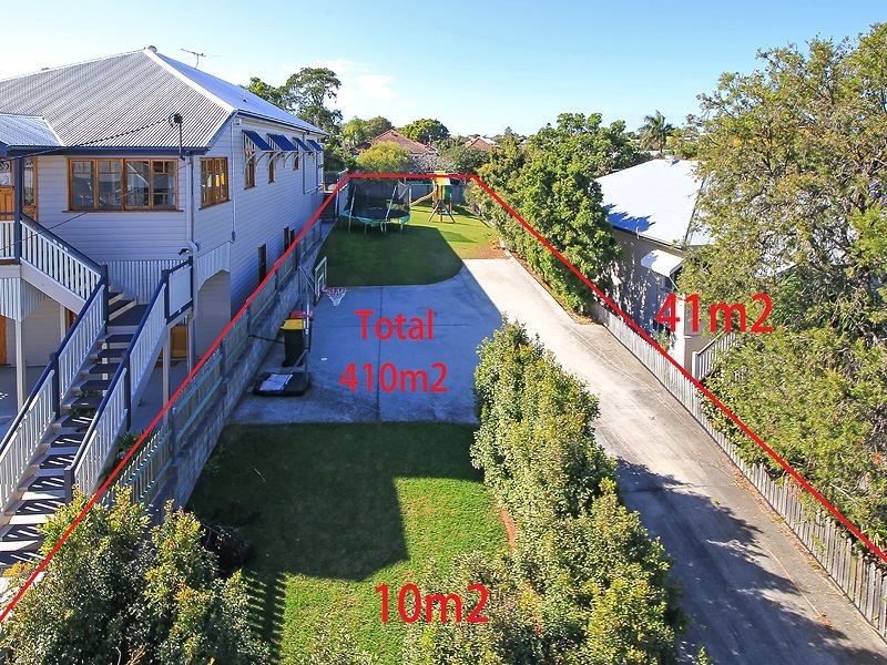 98 Henry Street, Greenslopes QLD 4120