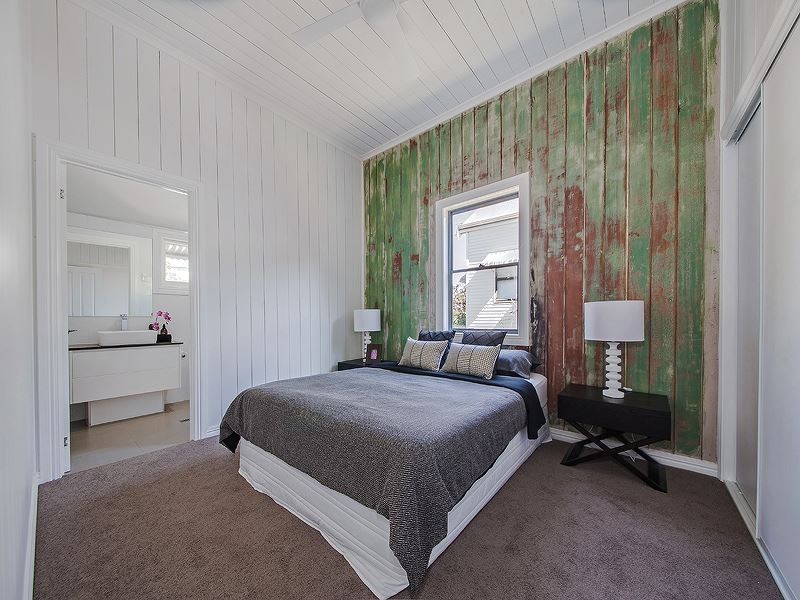 10 Ellis Street, Greenslopes QLD 4120