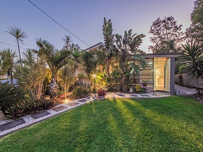 42 Chater Street, Carina QLD 4152