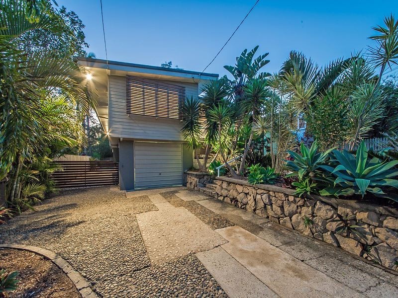 42 Chater Street, Carina QLD 4152