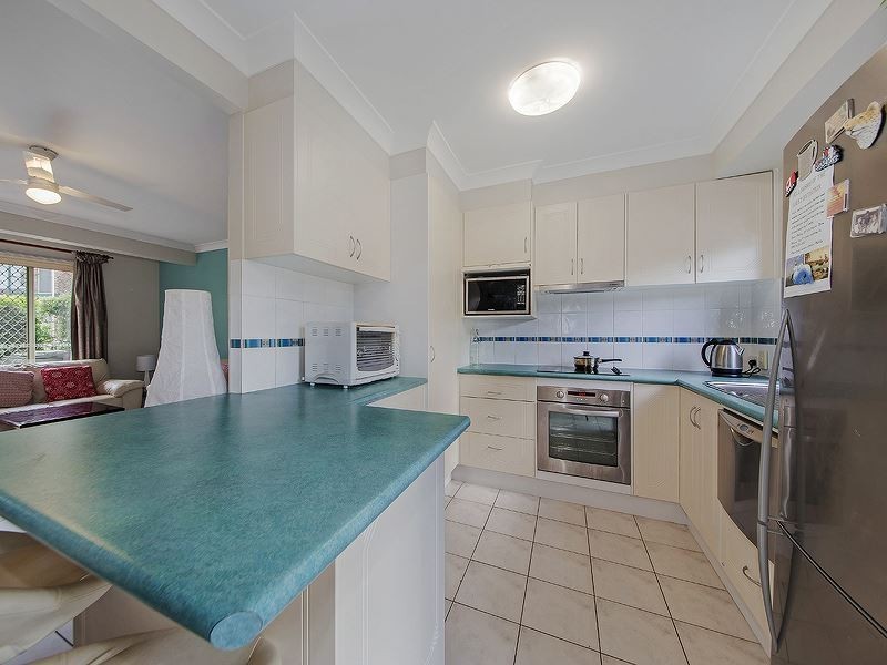 2/1 Farr-Jones Court, Daisy Hill QLD 4127