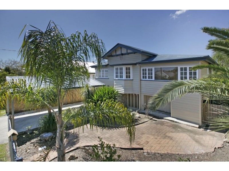 8 Nellie Street, Camp Hill QLD 4152