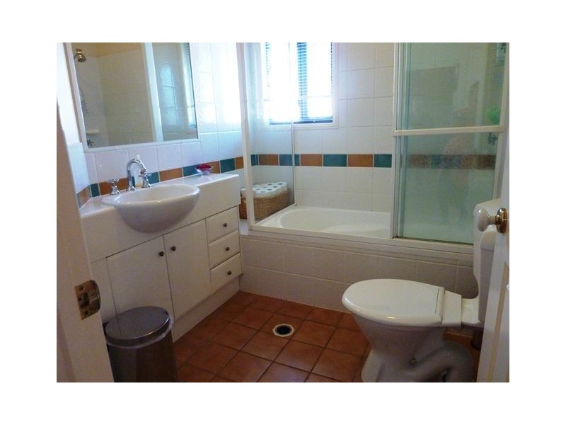 6/145 Old Cleveland Road, Coorparoo QLD 4151