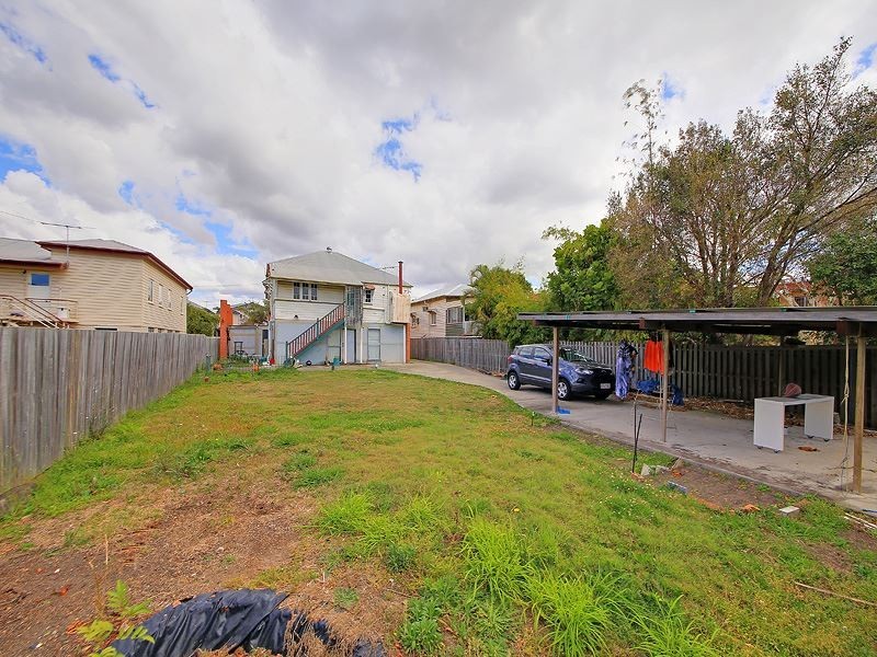 18 Jubilee Street, Greenslopes QLD 4120