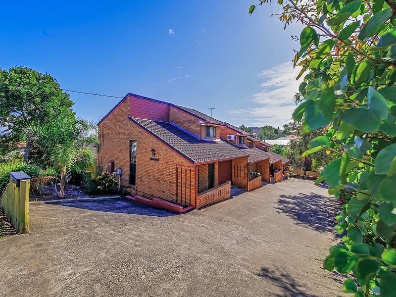 2/62 Macaulay Street, Coorparoo QLD 4151