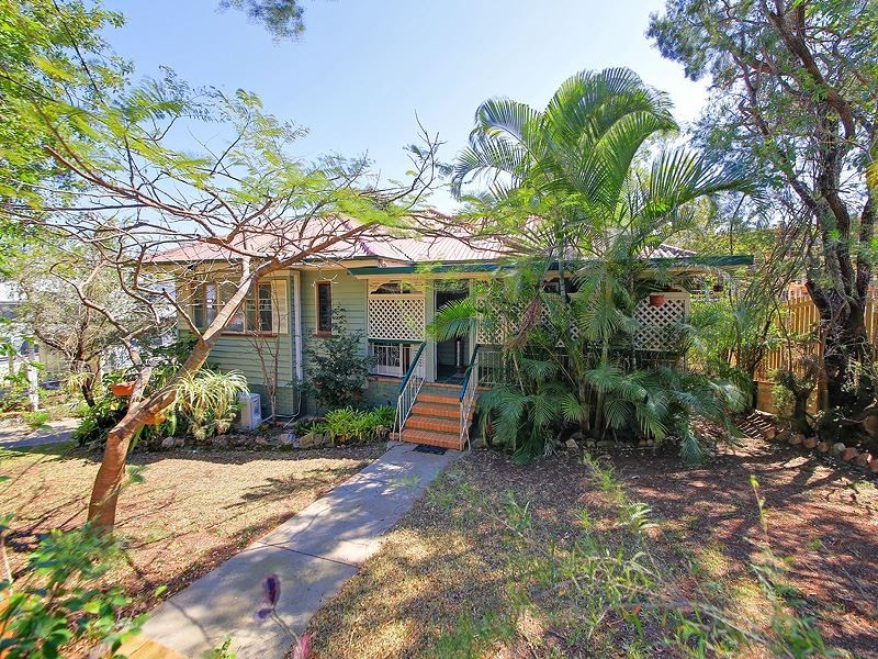 19 Brinawa Street, Camp Hill QLD 4152