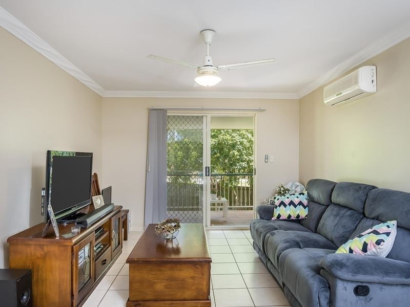 4/15 McLay Street, Coorparoo QLD 4151