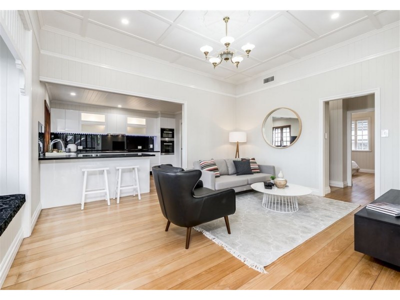 2 Tarragindi Road, Tarragindi QLD 4121