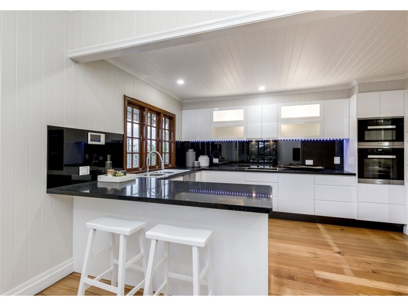 2 Tarragindi Road, Tarragindi QLD 4121