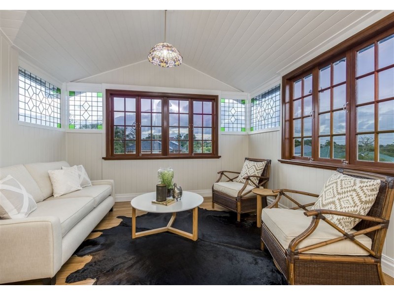 2 Tarragindi Road, Tarragindi QLD 4121