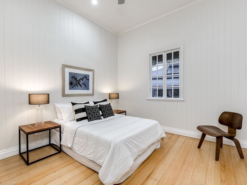 2 Tarragindi Road, Tarragindi QLD 4121