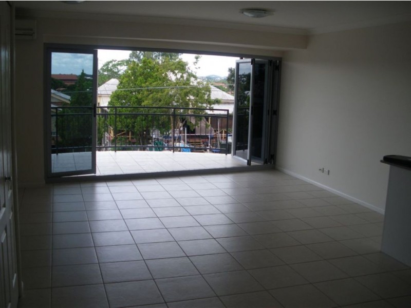 3/68 Heidleberg Street, East Brisbane QLD 4169