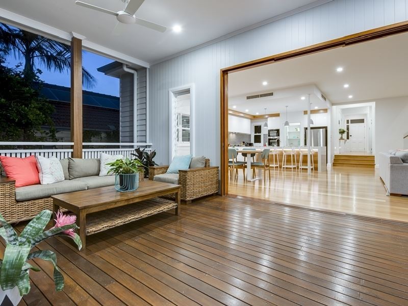 26 Tarana Street, Camp Hill QLD 4152