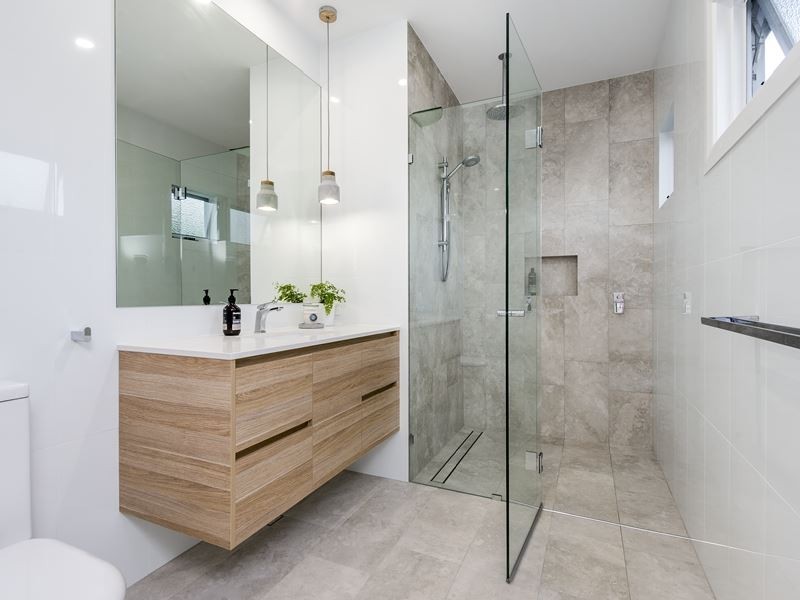 26 Tarana Street, Camp Hill QLD 4152