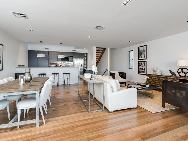 15 Prout Street, Camp Hill QLD 4152