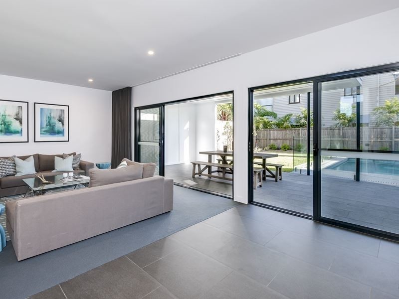 15 Prout Street, Camp Hill QLD 4152