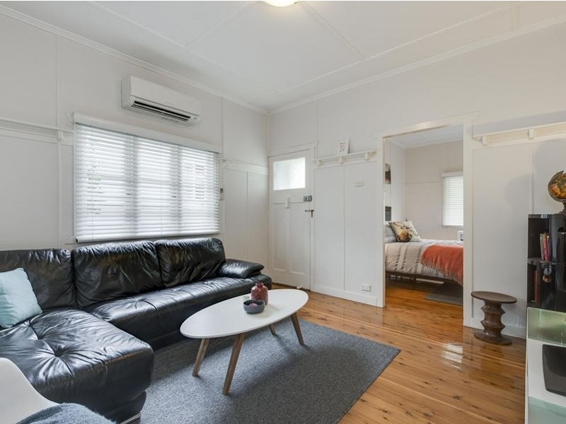 289 Nursery Road, Holland Park QLD 4121