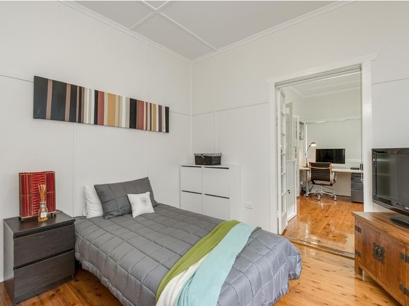 289 Nursery Road, Holland Park QLD 4121