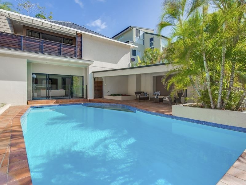 108 Chatsworth Road, Coorparoo QLD 4151