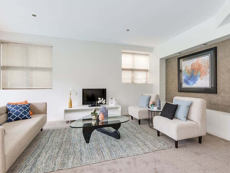 108 Chatsworth Road, Coorparoo QLD 4151