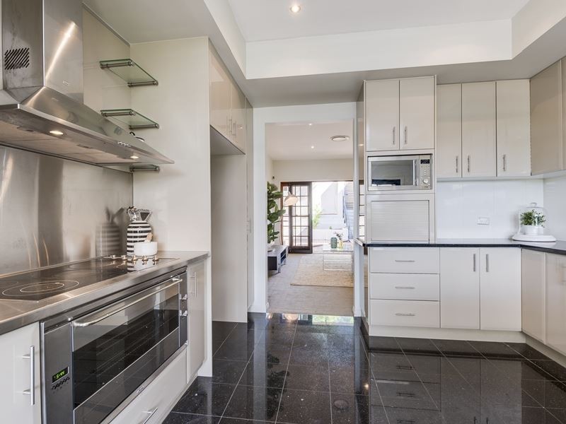 108 Chatsworth Road, Coorparoo QLD 4151