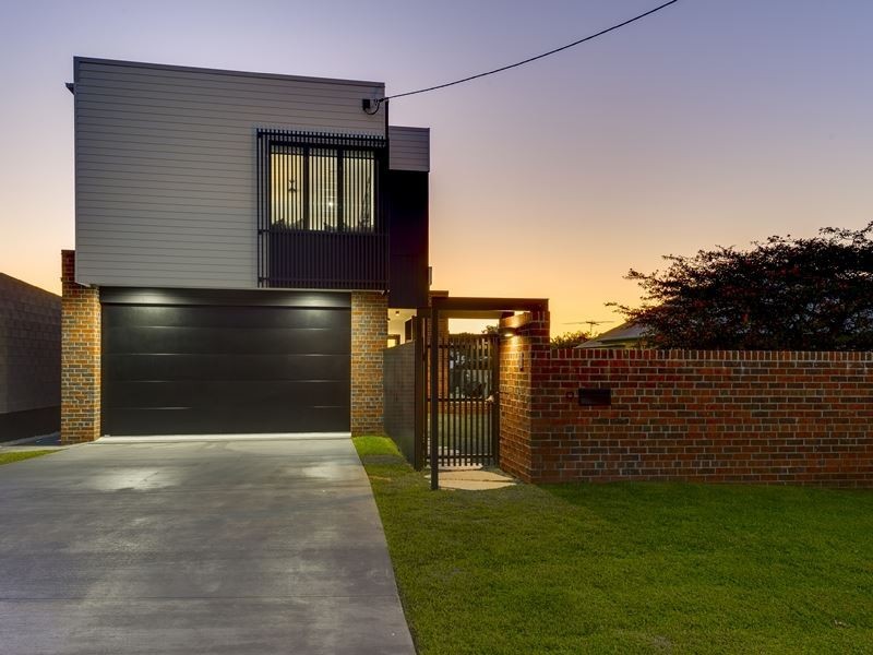 9 Gristock Street, Coorparoo QLD 4151