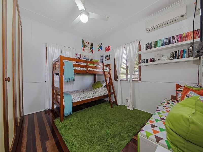 60 Derby Street, Coorparoo QLD 4151
