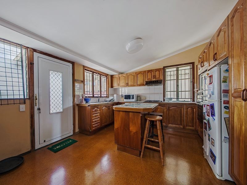 483 Vulture Street East, East Brisbane QLD 4169