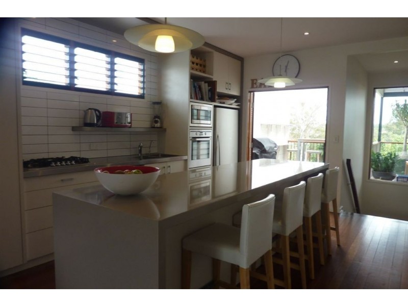 17 Salisbury Street, Woolloongabba QLD 4102