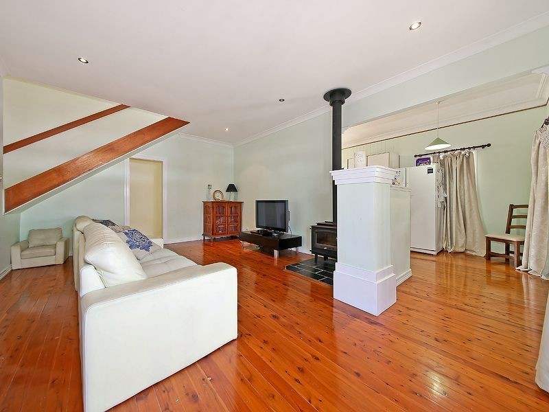 74 Leicester Street, Coorparoo QLD 4151