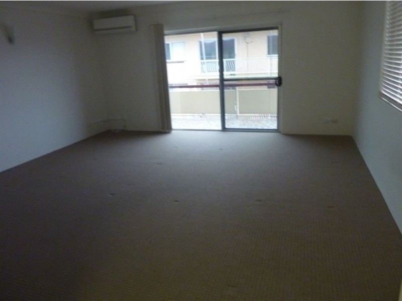 6/60 Kitchener Street, Coorparoo QLD 4151