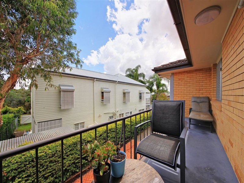 2/14 Biran Street, Coorparoo QLD 4151