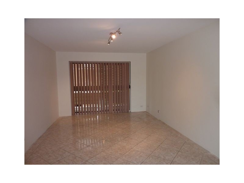 2/68 York Street, Coorparoo QLD 4151