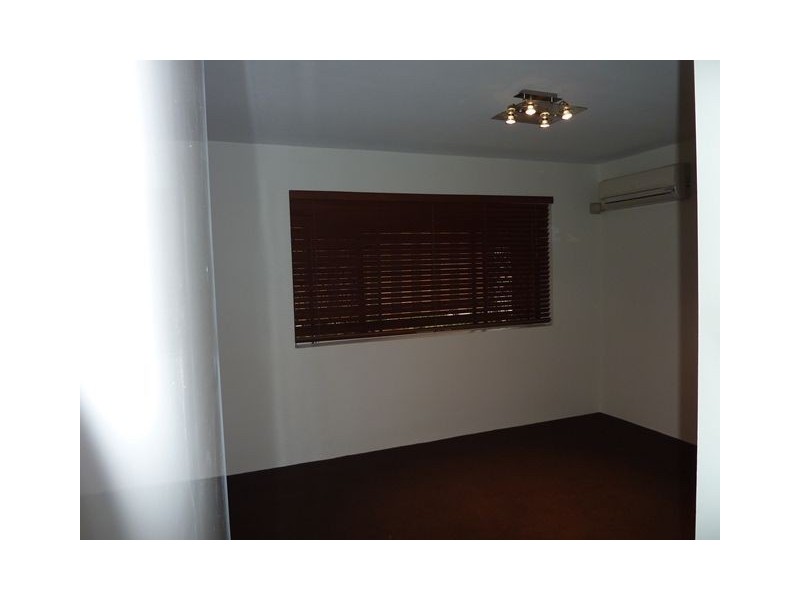 2/68 York Street, Coorparoo QLD 4151