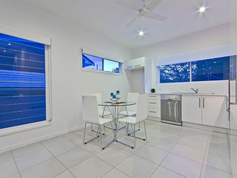 2/11a Laurie, Carina Heights QLD 4152