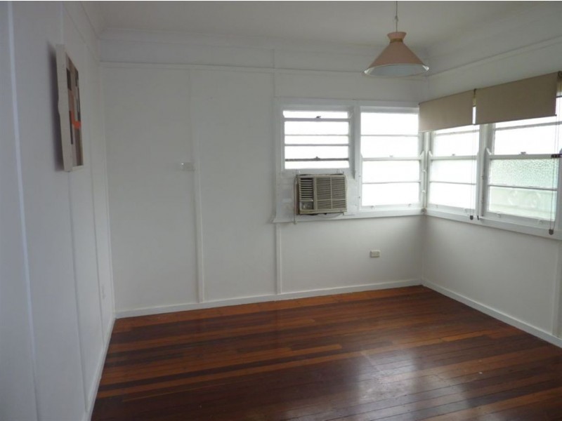 88 Porteus Drive, Seven Hills QLD 4170