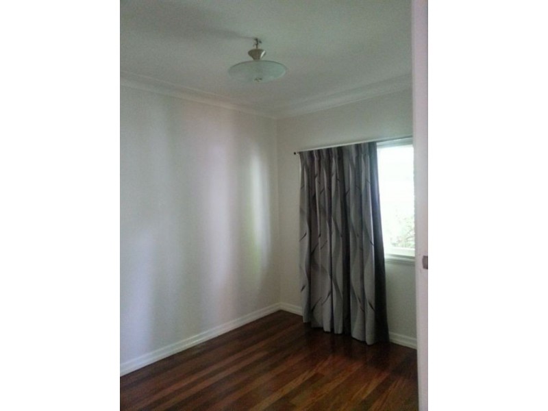 33 Illidge Street, Coorparoo QLD 4151