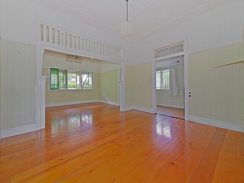 19 Maynard Street, Woolloongabba QLD 4102