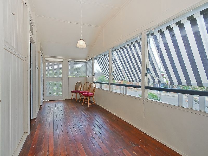 79 Leicester Street, Coorparoo QLD 4151