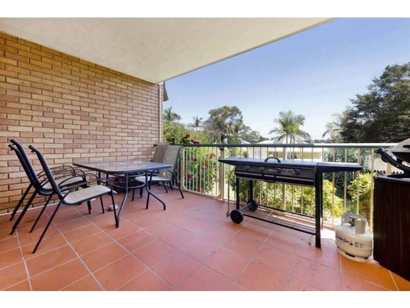 2/49 Amelia Street, Coorparoo QLD 4151