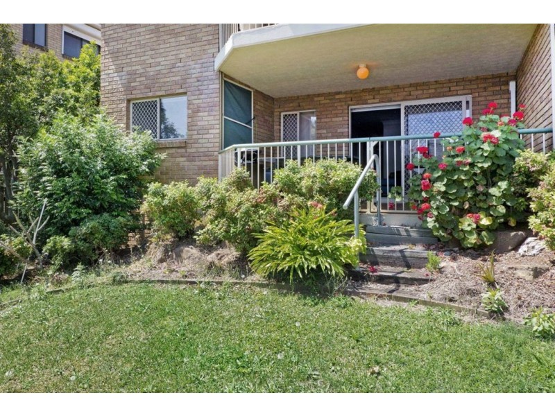 2/49 Amelia Street, Coorparoo QLD 4151