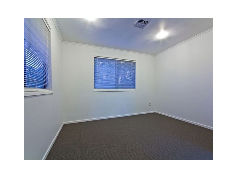 4 Harbut Street, Holland Park West QLD 4121