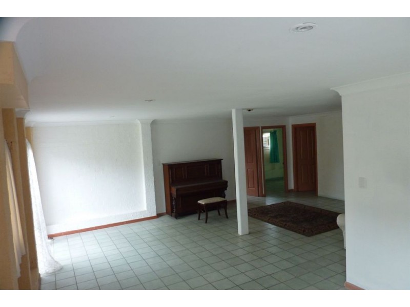 83 Derby Street, Coorparoo QLD 4151