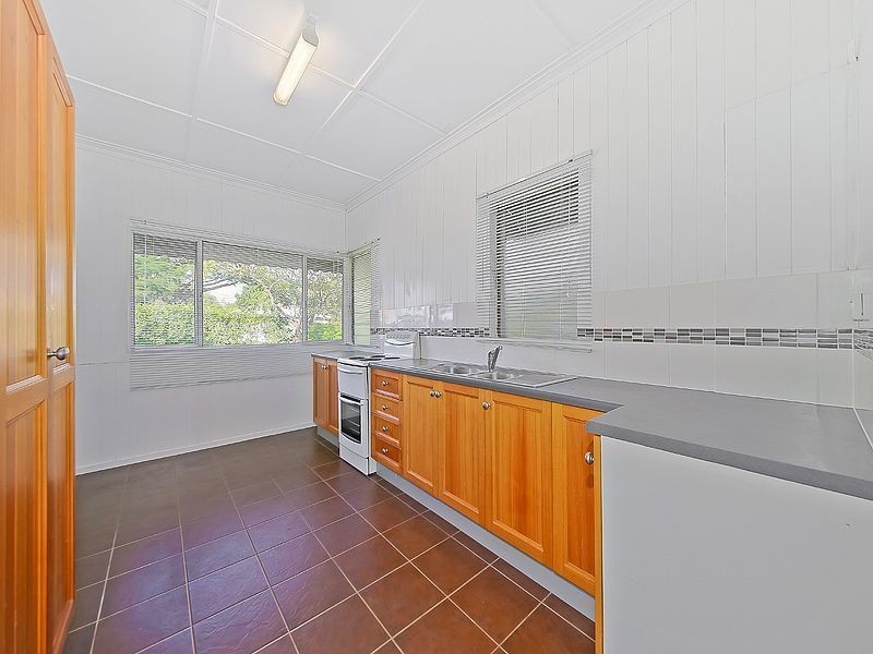 40 Jerome Street, Coorparoo QLD 4151