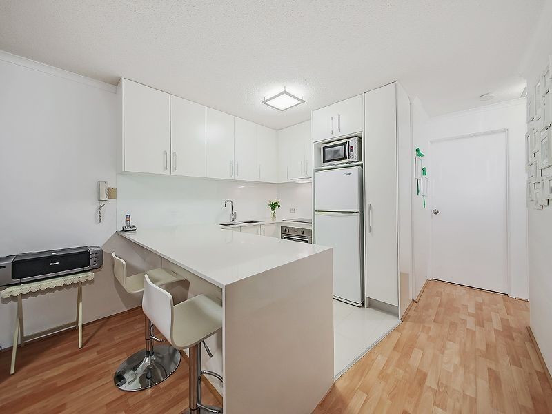 2/219 Wellington Road, East Brisbane QLD 4169